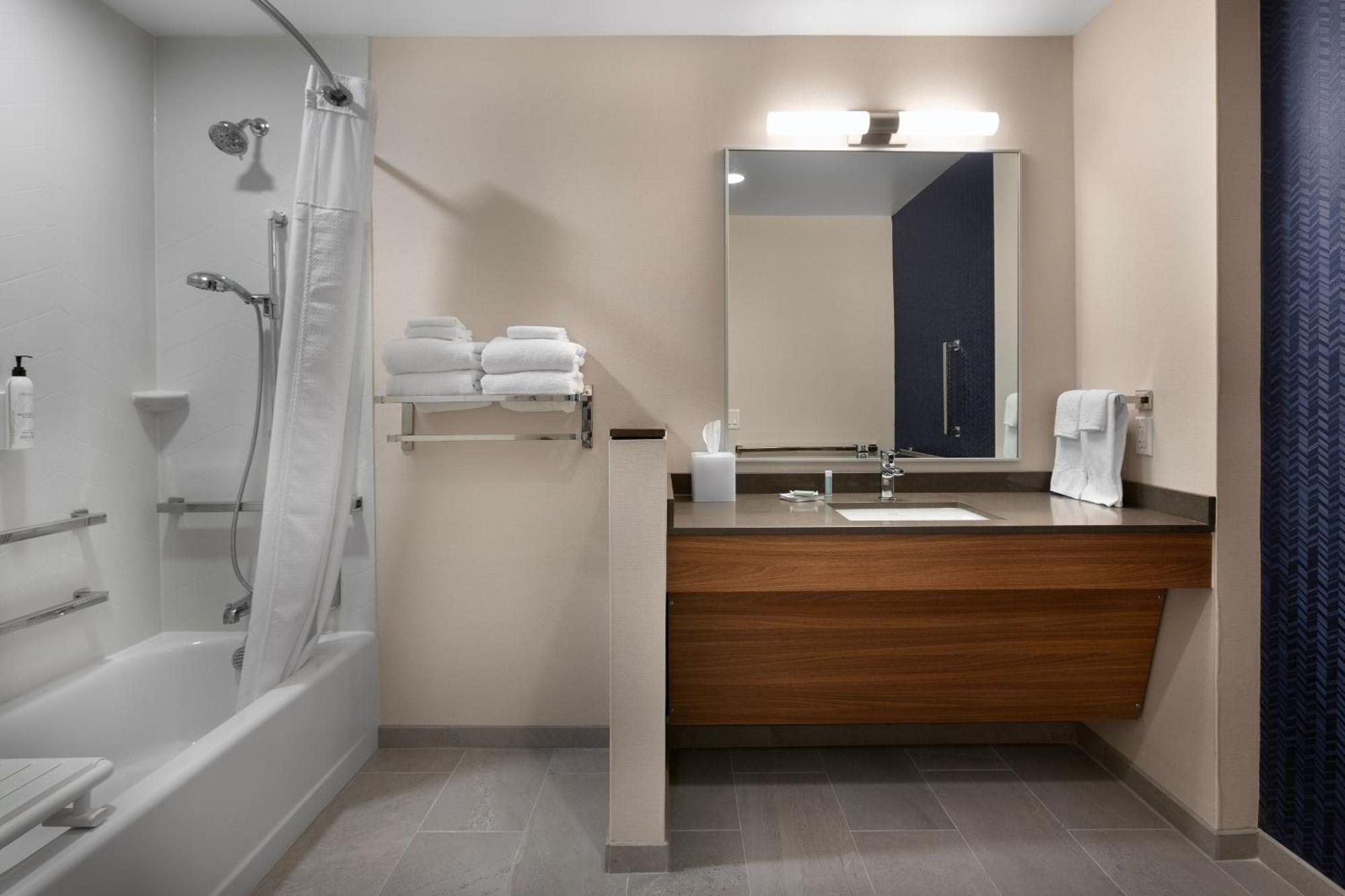 Fairfield By Marriott Inn & Suites Coastal Carolina Conway Eksteriør billede